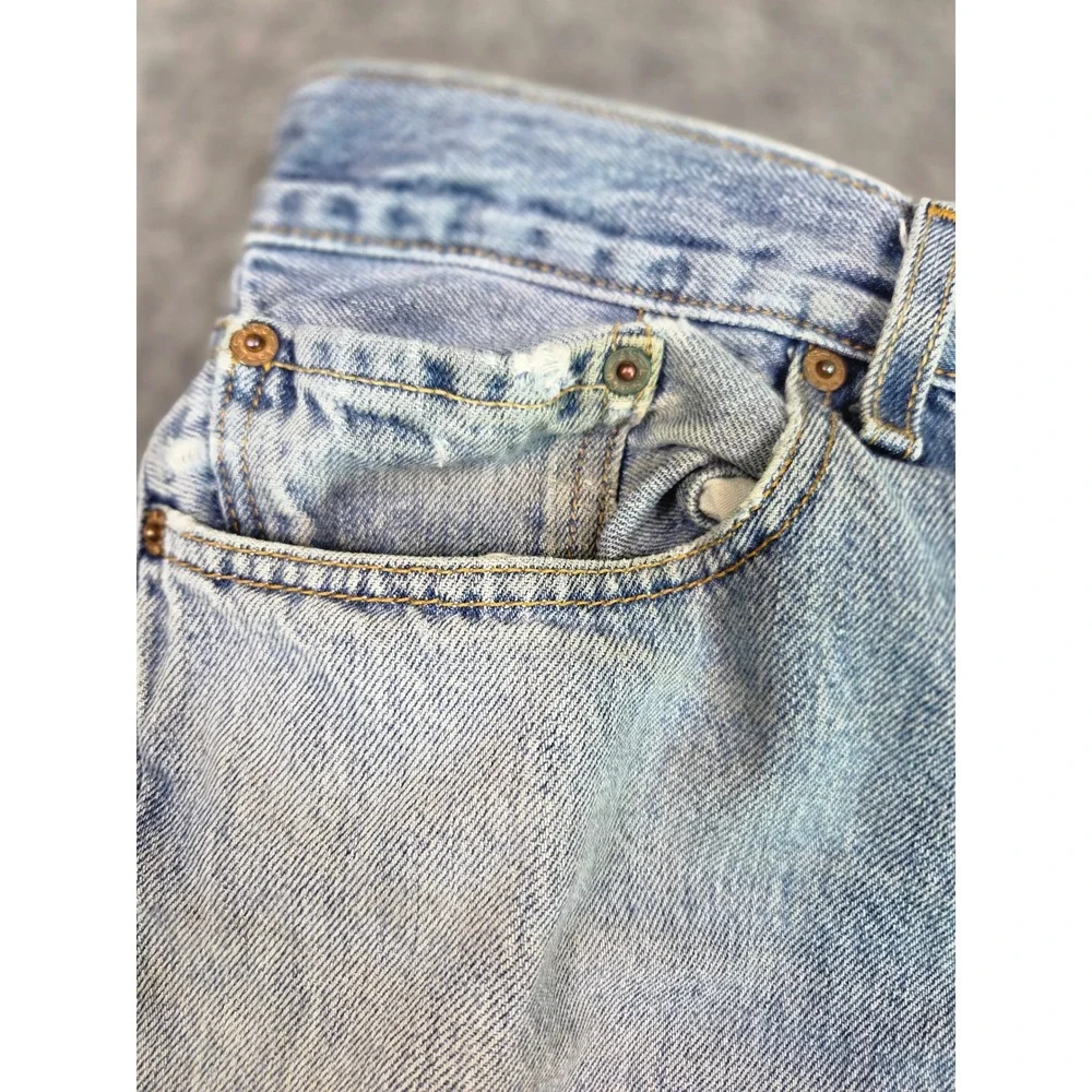Vintage Levi's 501 Jeans Mens 37x29 Light Wash Blue Button Fly Straight Leg